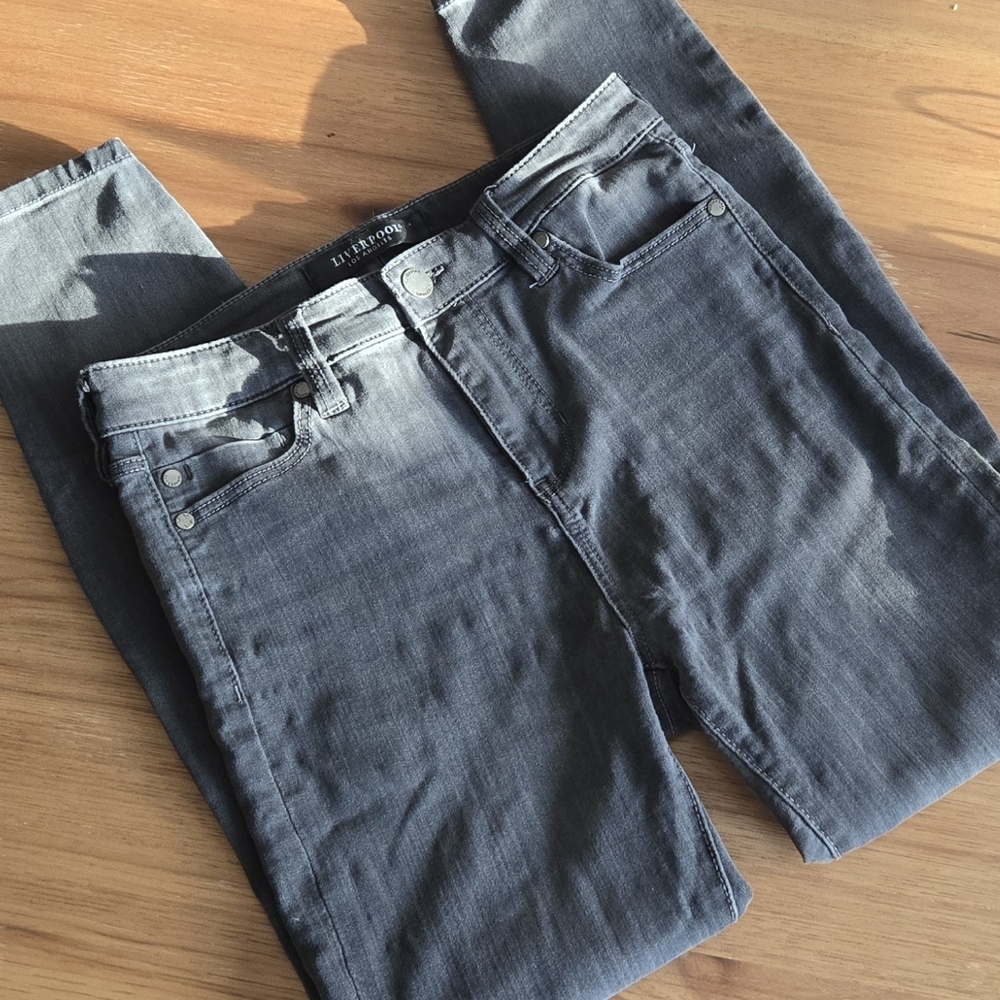 Liverpool Skinny Jeans | Size 2/26 | Black Wash Stretch Denim